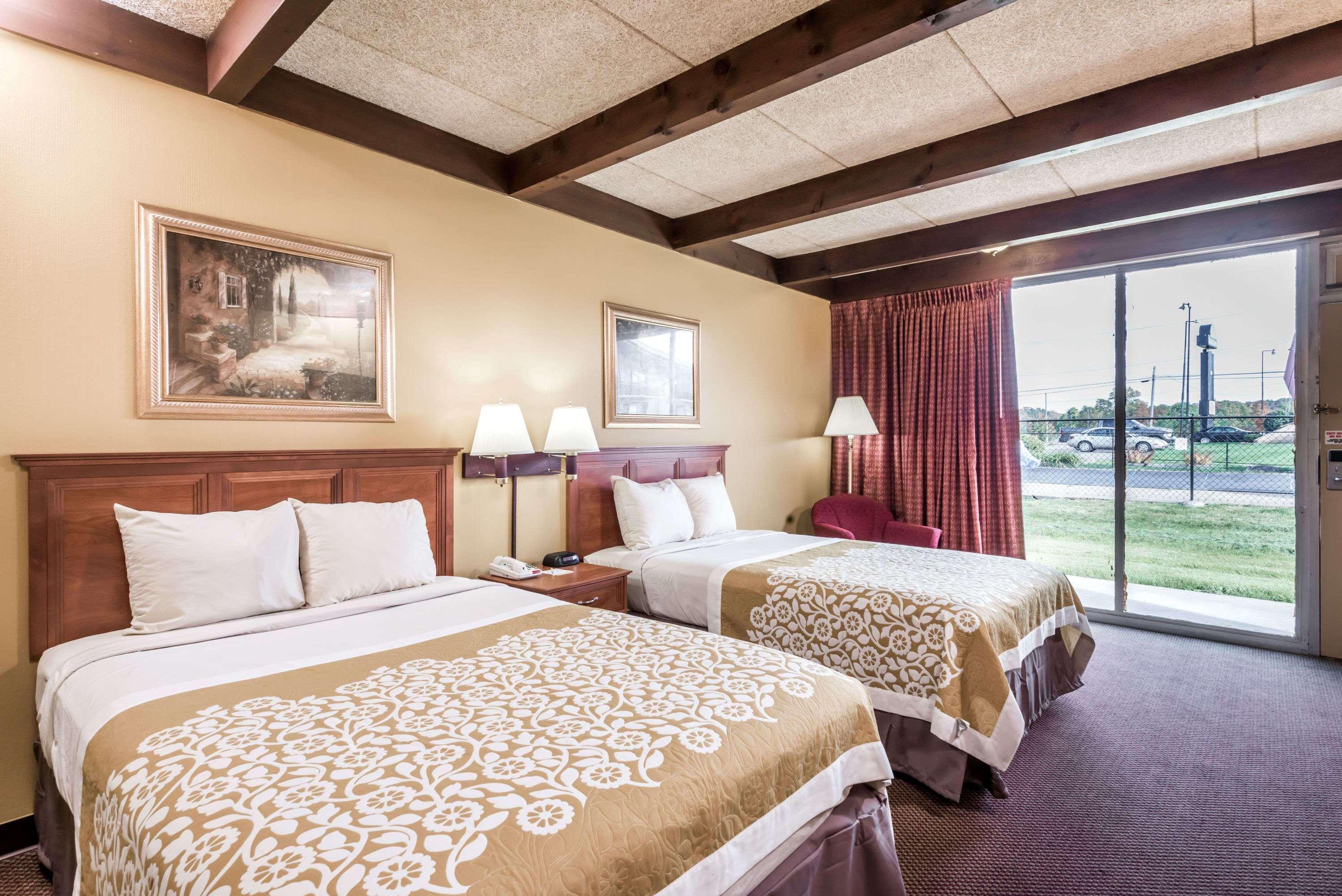Days Inn By Wyndham Niles Dış mekan fotoğraf