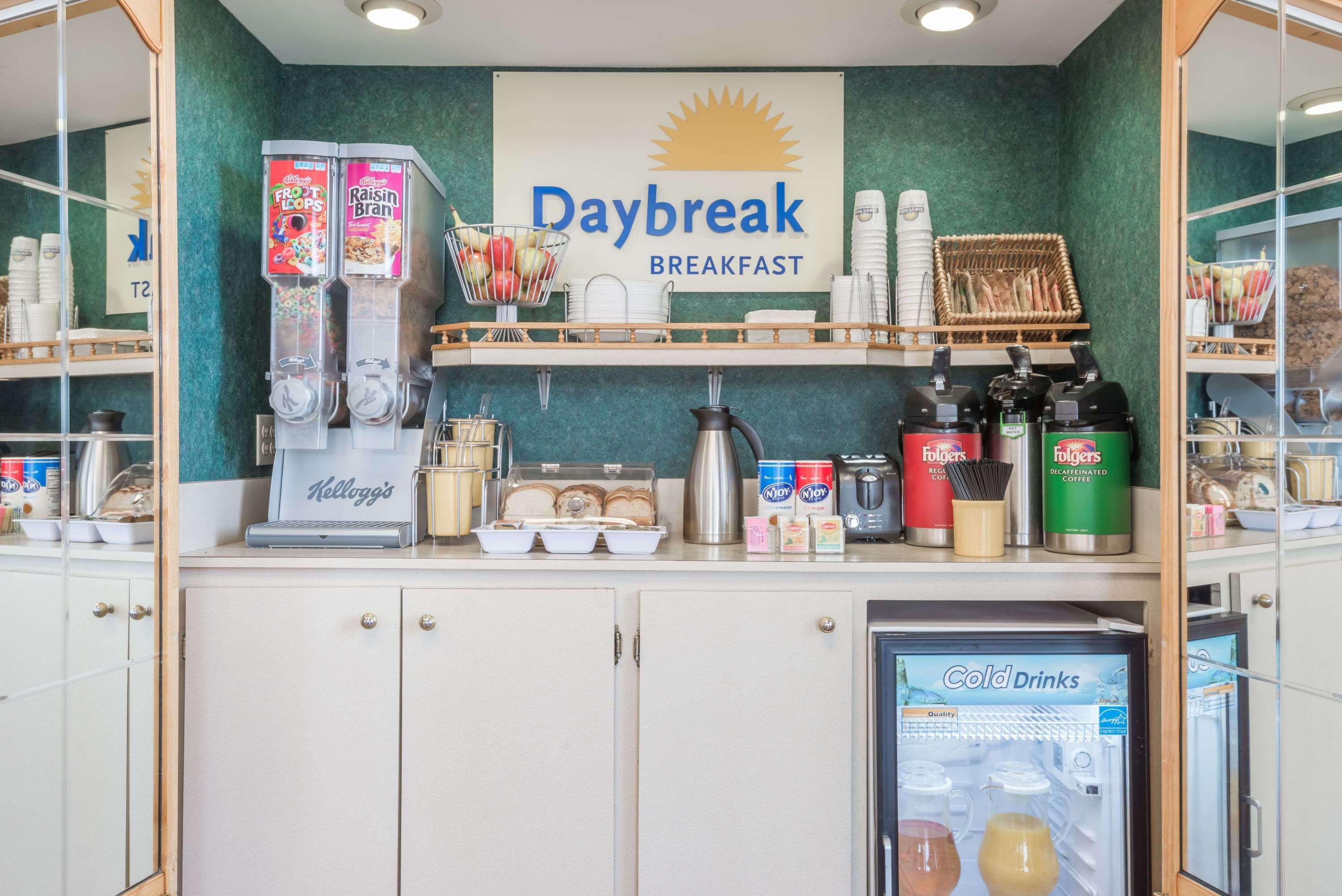 Days Inn By Wyndham Niles Dış mekan fotoğraf